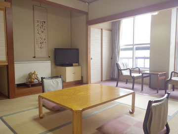 *【客室例】畳のお部屋でのんびりお寛ぎ下さい。