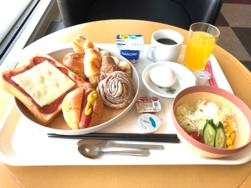 *朝食一例