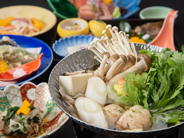 *【湯福プラン（夕食一例）】チェックインは早めの14時＆アウトは遅めの11時！ごゆっくりお過ごしください