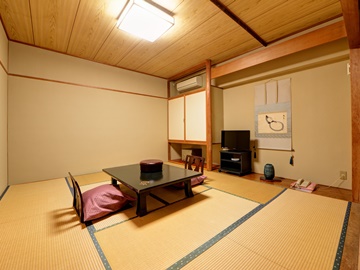 *【部屋一例】本館3階弁天の間（和室8畳または10畳）トイレ付
