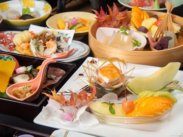 *【レディースプラン】夕食時、板長おすすめデザート付で鮮やか！気の合う仲間とゆっくり女子会