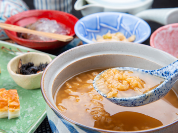 *【茶粥朝食（一例）】奈良名物の茶粥で朝から奈良の食文化体験を♪