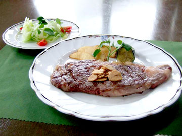 【近江牛ステーキ（一例）】滋賀が誇るブランド牛「近江牛」をたっぷりのステーキで味わいたい！