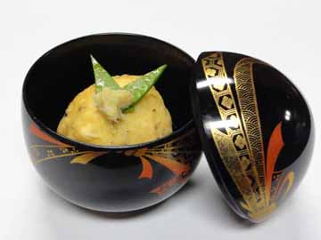 *夕食一例/お椀を開けるのが楽しみ。季節の豆腐会席をご賞味下さい。