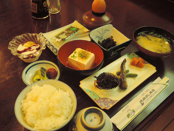 *【朝食一例】一日の元気の源!和朝食をお召し上がりください。