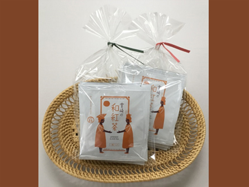 *「宮崎の和紅茶」100%宮崎産。渋みが少ないすっきりした優しい味の紅茶です。