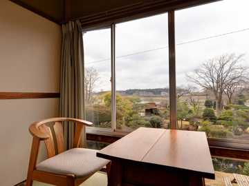 *【和室/6～8畳】お部屋からは移り変わる庭園の四季をご覧頂けます。
