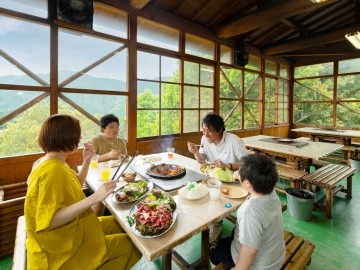 *【施設】BBQ専用棟で炭火BBQ
