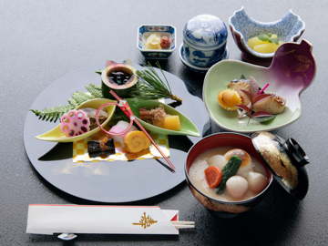*【年始用朝食】年末年始プランでは、お祝い膳とお雑煮の朝食となります。