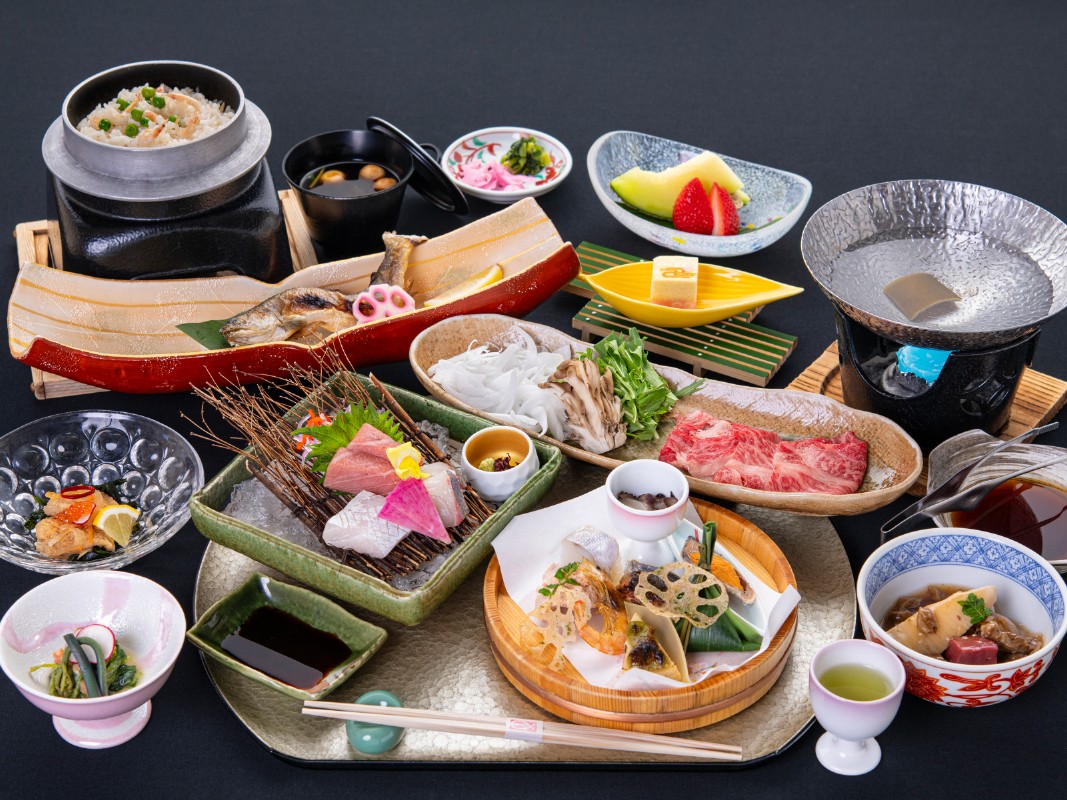 *【夕食一例】永源寺名物「岩魚の塩焼き」と、とろける旨みの近江牛料理を含めた全13品の懐石コース