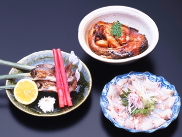*夕食一例／鯉や川魚を使ったお料理も。優しい里山の恵みをご堪能下さい。