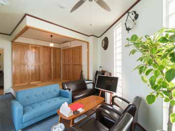 *【部屋/マルセイユ】琉球畳を併設したリビングルーム。