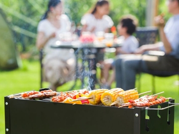 ＊BBQのイメージ/自然に囲まれながらコテージ近くでバーべキューが可能
