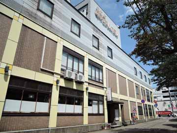*高田駅から徒歩1分!夜の繁華街・仲町入り口の好立地!便利&料理が美味しいホテルに快適滞在