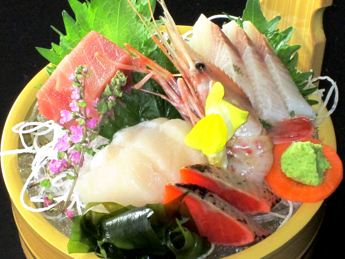 *【夕食一例】新鮮！大漁！刺身桶盛