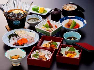 *夕食一例/地産食材を中心とした“秋田の旬”海の幸と山里の幸を存分にご賞味ください。