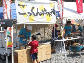 *馬路村の夏祭り
