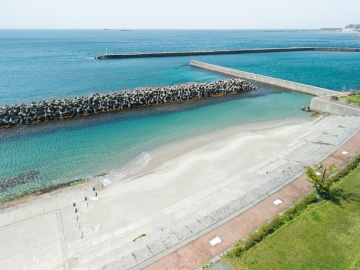 *外観/どこまでも広がる透き通る海と白い砂浜水平線から昇るサンライズ(朝日/日の出)も格別です。