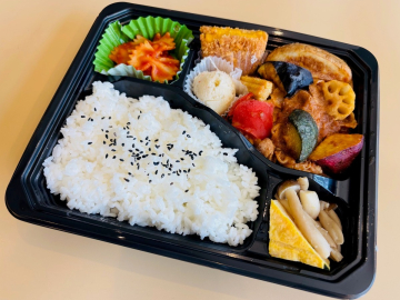 【夕食一例：選べる冷凍お弁当プラン】5種類の中から、お好みのお弁当をお選びください！