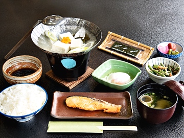 *【朝食一例】あったかごはんの和朝食をご用意します