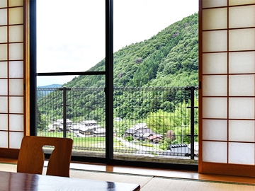 *【おまかせ和室からの風景（一例）】外の風景を眺めてのんびり
