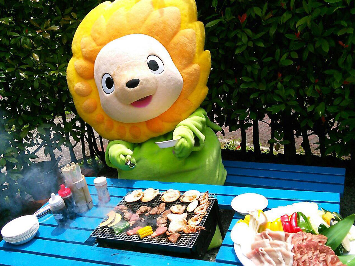 みんなでワイワイ★バーベキュー！※市川町のゆるキャラです♪