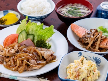 【毎日変わる楽しみ】連泊しても飽きさせない献立作り（★ある日の夕食★）