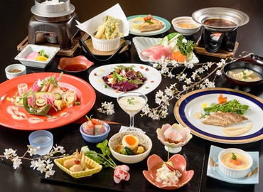 *四季旬彩　極春膳／選りすぐりの食材を使った最高ランクの和洋会席コース