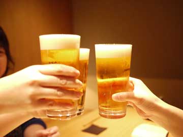 *乾杯！（イメージ）