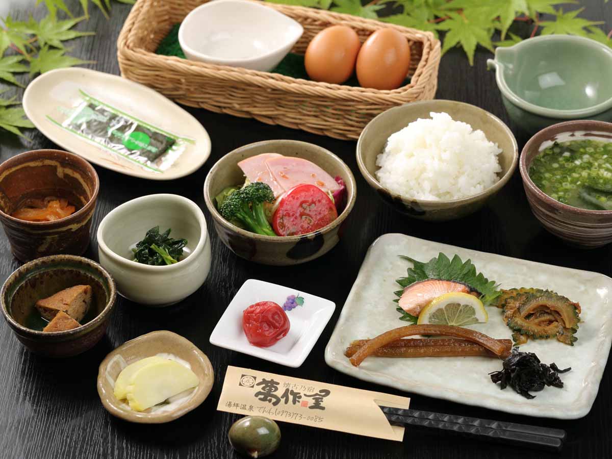 *【朝食一例】炊きたてご飯が美味しい♪和朝食をお食事処でご用意いたします。