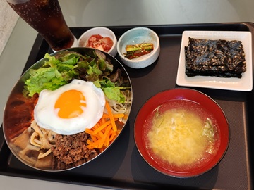 【ビビンバセット】まぜて美味しい！野菜たっぷり韓国ごはん、ビビンバ♪