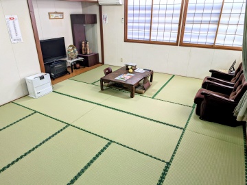 *【客室一例】移動が便利♪ゆったりとした広さ１階17畳和室