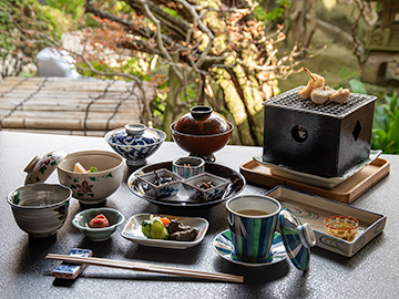 *【朝食一例】栄養バランスを考えた、体に優しい和朝食をどうぞ。