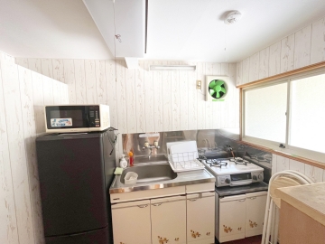 *客室一例／コンドミニアム専用のキッチンで地元食材を使ってクッキング！