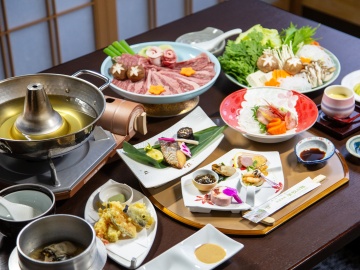 *【秋田由利牛】柔らかな秋田由利牛を、しゃぶしゃぶで堪能。とろける旨味をご賞味あれ。