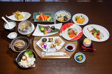 *【欅プラン】活鮑と秋田由利牛の至高の饗宴。最上級の味わいを心ゆくまで。