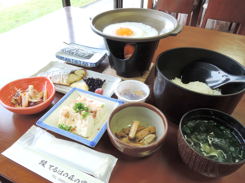 朝食/綾どれ食材を使った身体に優しい和朝食をご用意致します。