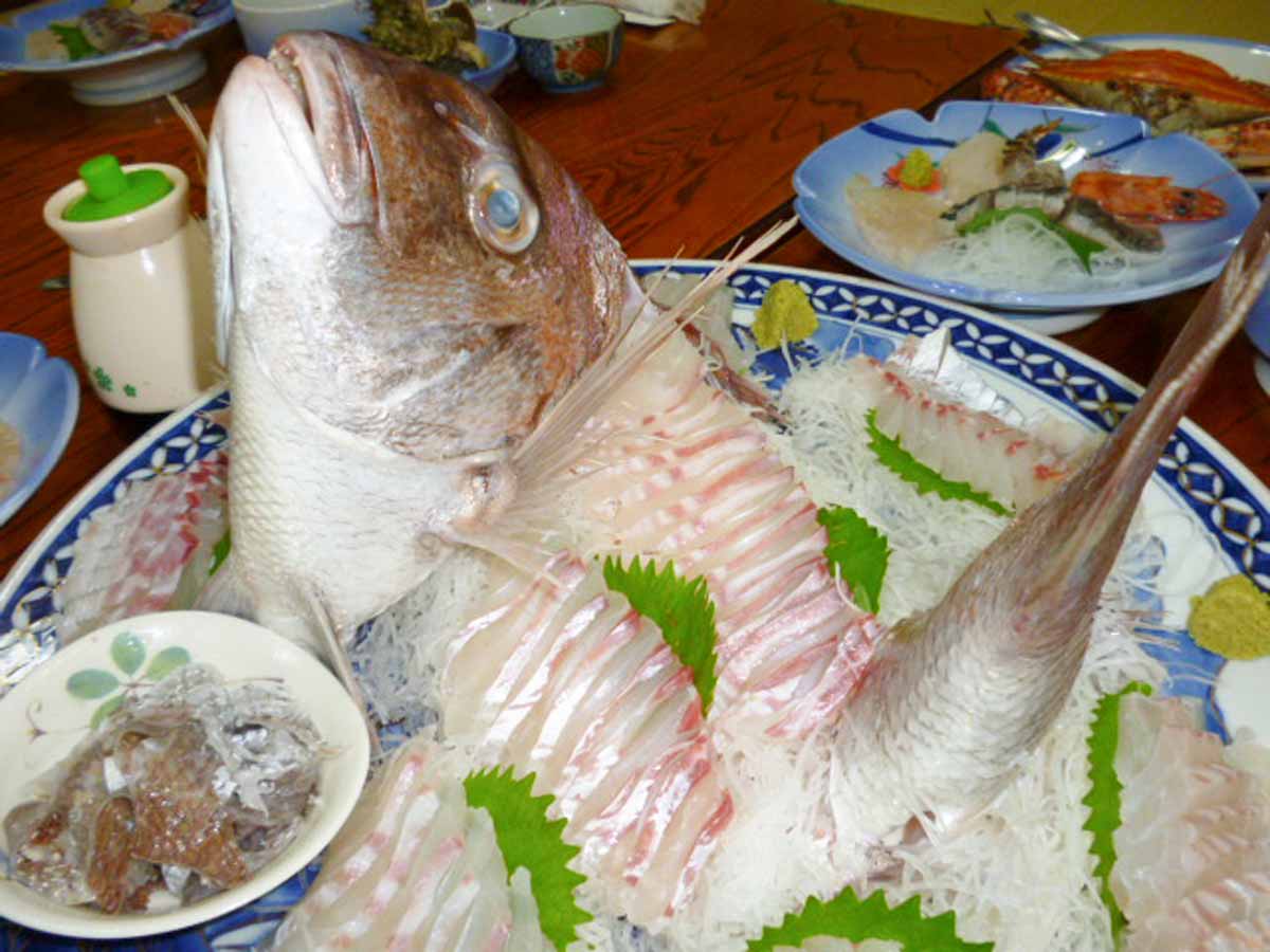 【お食事】地元で水揚げされる新鮮な地魚と、 季節の味覚でおもてなし☆