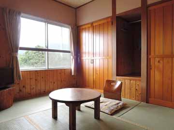 *【6畳和室一例】3名様までご宿泊いただけます。