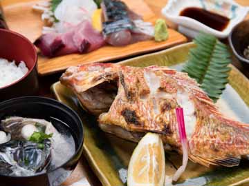 *【粟穂定食】2日目以降はメニューが変わるので連泊の際には楽しみ倍増です☆