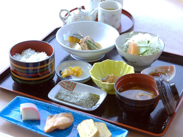 【朝食】那賀川を眺めながら食べる朝食は格別！