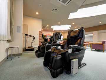 *【リラックスルーム】お風呂上りに一息、寛ぎのスペースを設けております。