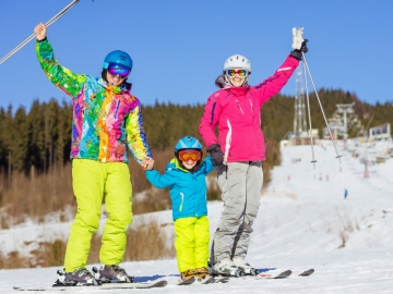 *【周辺観光】幻想的な白銀の白馬でスノーアクティビティをお楽しみください。