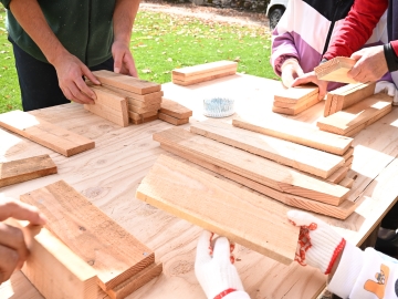 * 【椅子づくり体験】家族で協力して作成しよう！２時間程度で制作可能です。