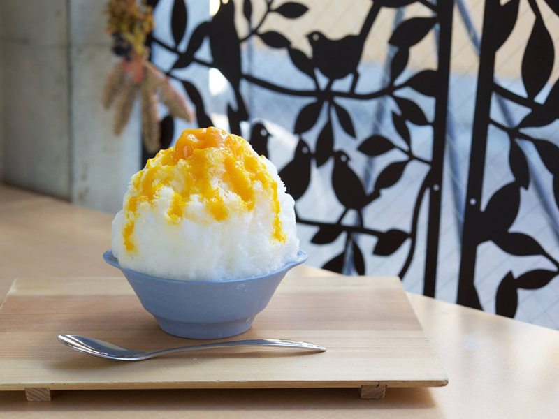 行列のできる人気店「ほうせき箱」様のかき氷(一例)