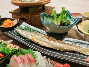 *【お料理】夕食一例。【おまかせコース限定☆☆☆】大皿から取り分ける形式でお料理をご提供いたします。