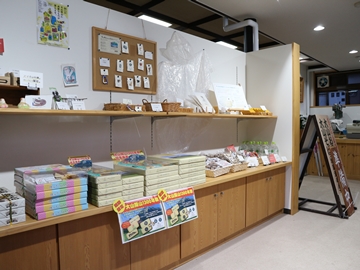 *【売店】登山の用意で足りないものはコチラで購入可能♪プロが選ぶ必需品が勢ぞろい！