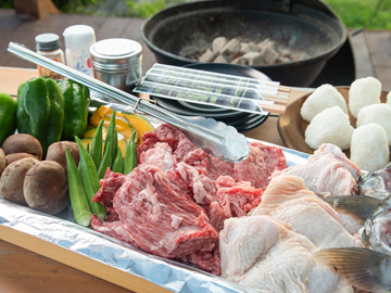 *【夕食一例/BBQ】お肉はもちろん、お米やお野菜も鹿児島産です。
