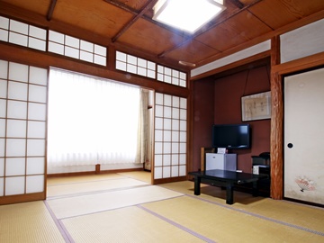 *純和風客室一例／9畳～12畳のゆったりとした和室。