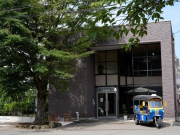 *外観一例/シンプルで落ち着いた印象のホテル外観です。